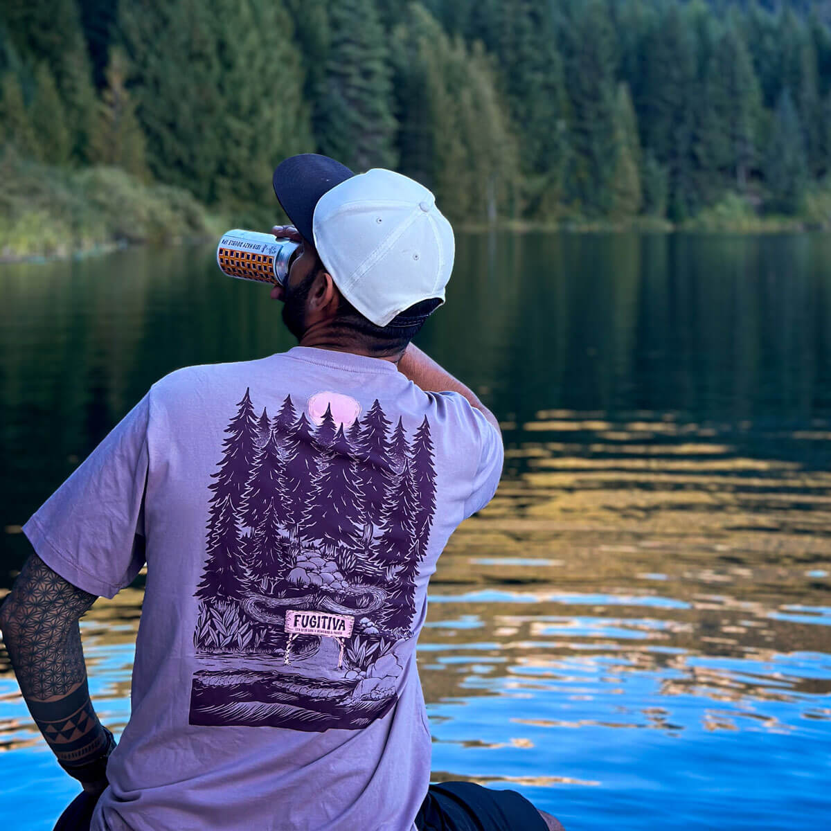 Camiseta Paraíso Mangacorta Morado Claro - Fugitiva