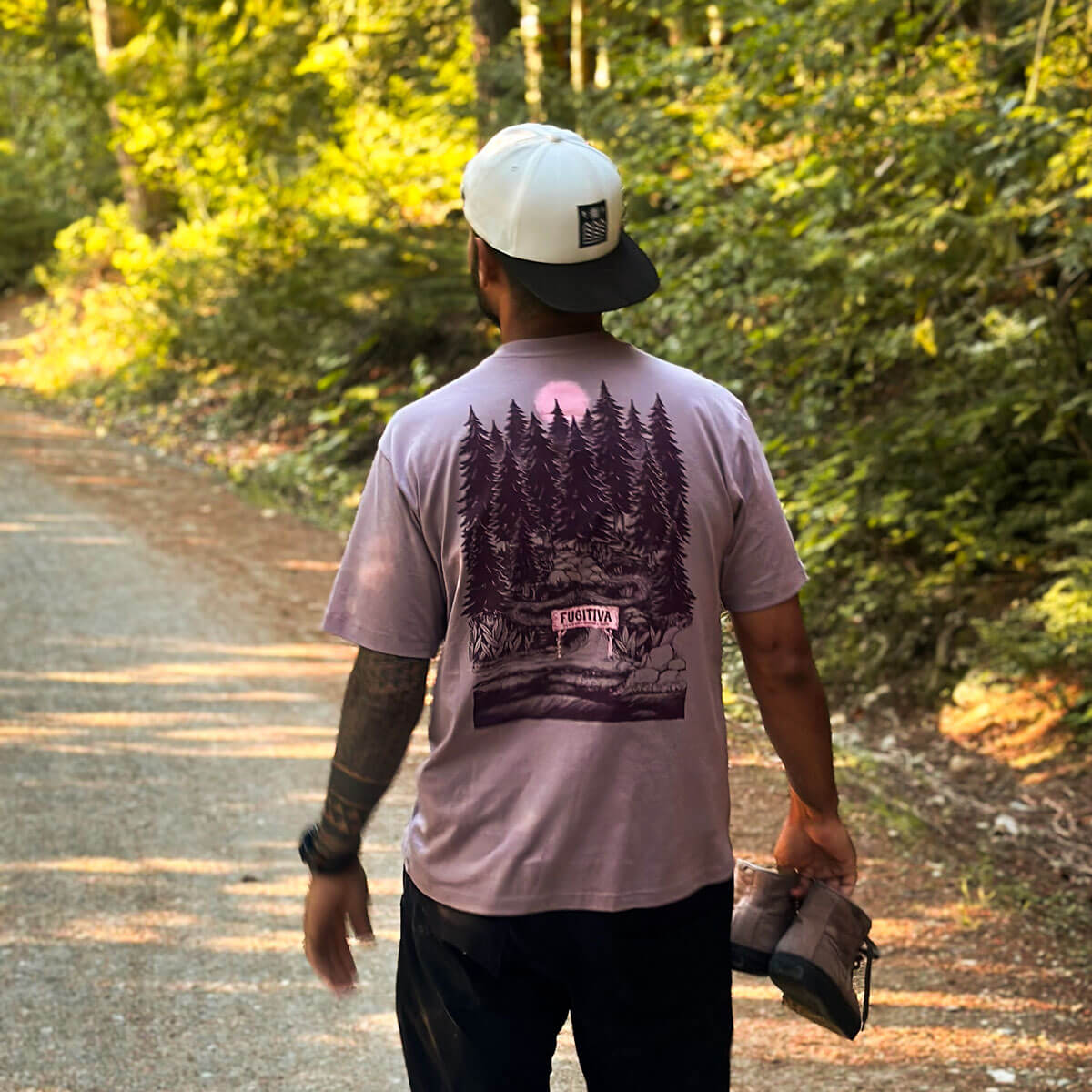 Camiseta Paraíso Mangacorta Morado Claro - Fugitiva