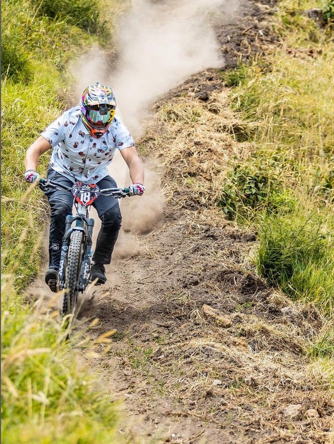 Camisa de Ciclismo Colombia MTB Cocos : Estilo Rendimiento Garantizados –  LA CLÁSICA