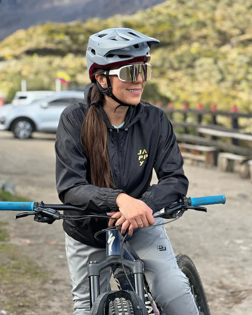 CORTAVIENTOS MTB MUJER | NEGRO