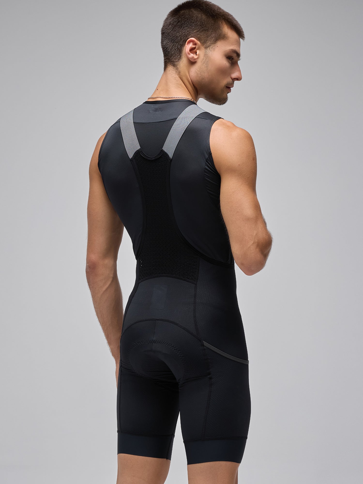 Pantaloneta ciclismo hombre Pantaloneta Ciclismo Givelo MC Cargo Negro Hombre Givelo — ropa ciclismo colombiana