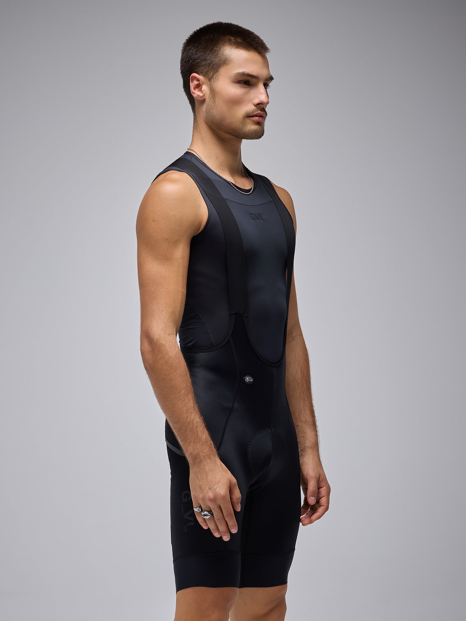 Pantaloneta ciclismo hombre Pantaloneta Ciclismo Givelo ESSNTL Cargo Black Hombre Givelo — ropa ciclismo colombiana