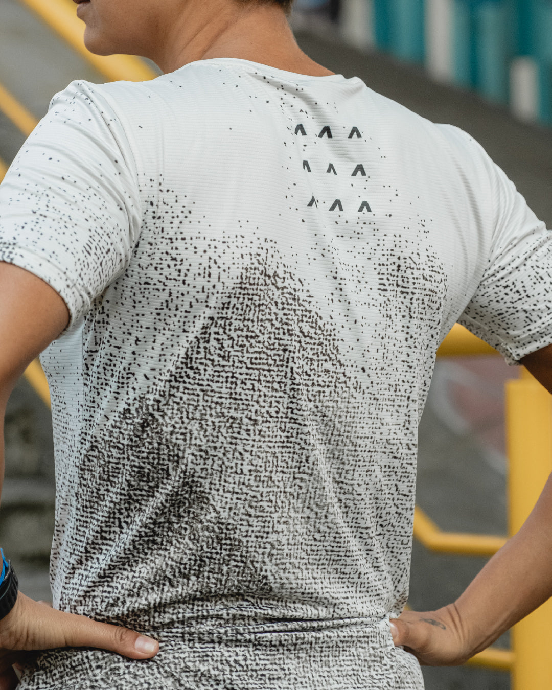 Detalle de Jersey Running Atmosphere 2.0 para hombre, vista trasera completa