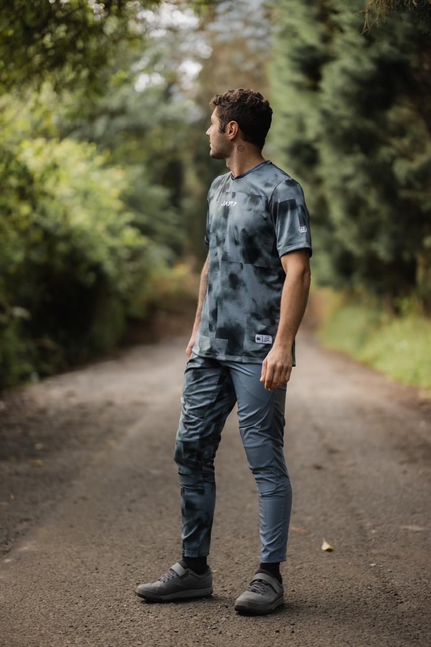 Ropa Ciclismo Colombia, Jersey Humo Somoky black