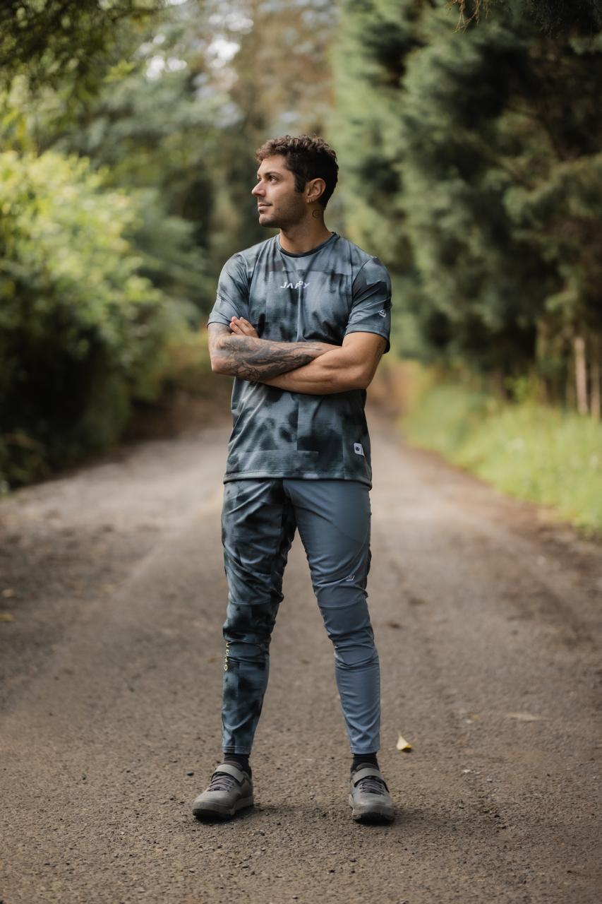 Jersey Hombre MTB_Smoky Black