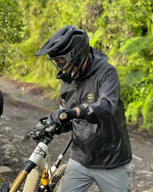 Ropa Ciclismo Colombia_Rompe Vientos Negro.