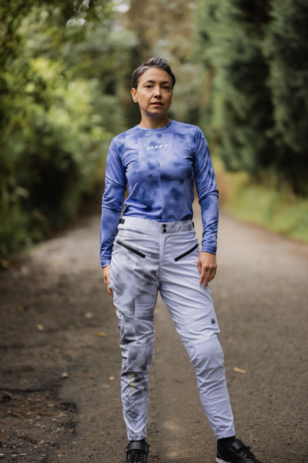 Pantalón ash grey – Mujer
