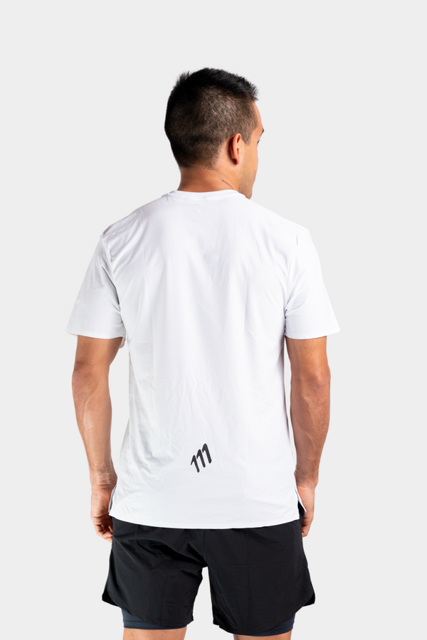 Imagen de Running tee élite blanca hombre color blanco. corredor vista trasera