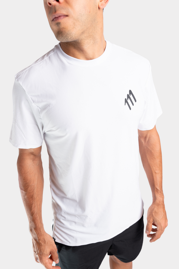 Imagen de Running tee élite blanca hombre color blanco. corredor vista frontal